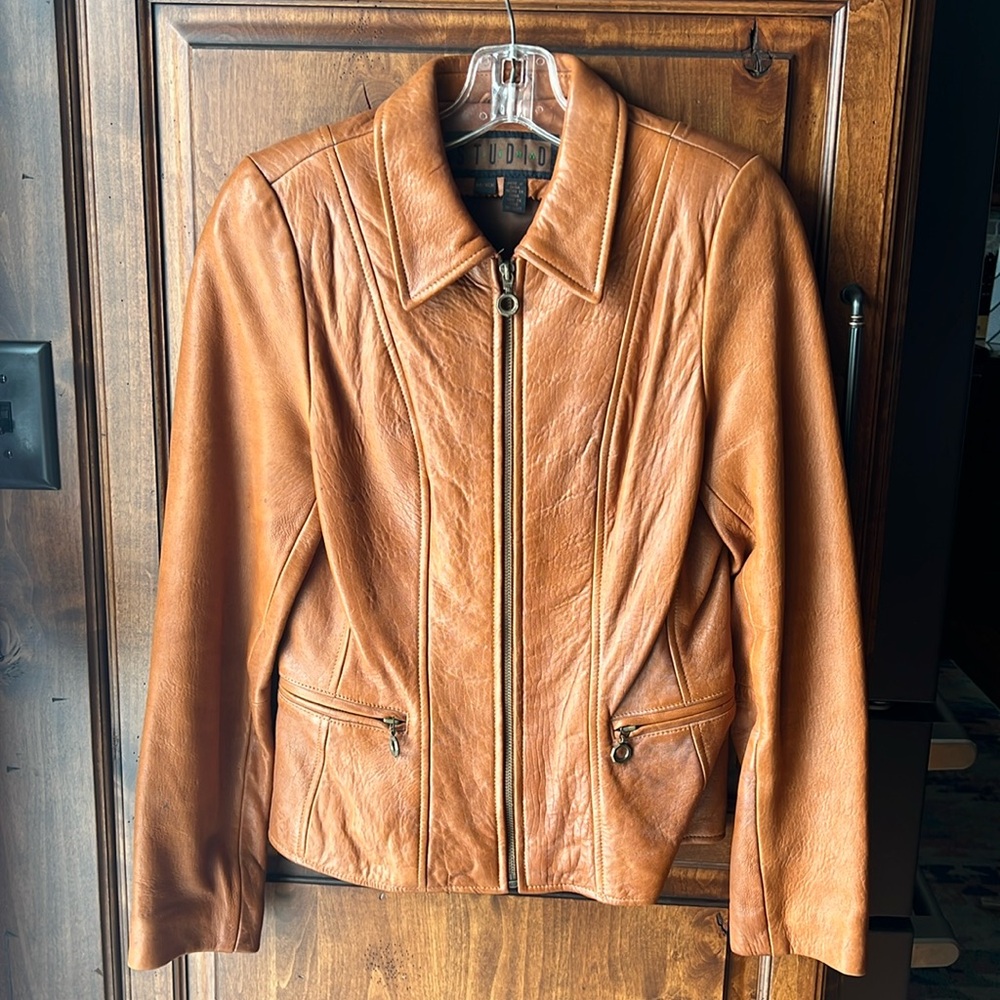 Studio Elena can tan leather jacket with zipper front. Make me an offer